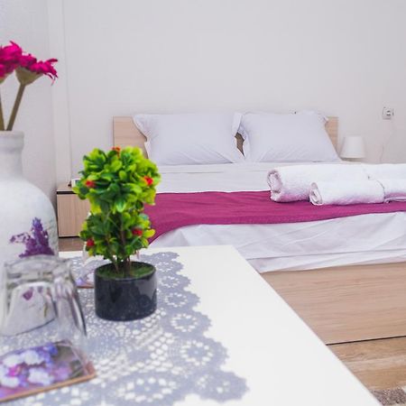 Bed & Breakfast Delikates Stojakovo Екстер'єр фото