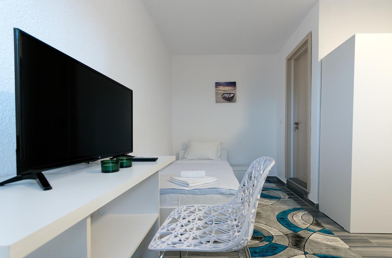 Bed & Breakfast Delikates Stojakovo Екстер'єр фото