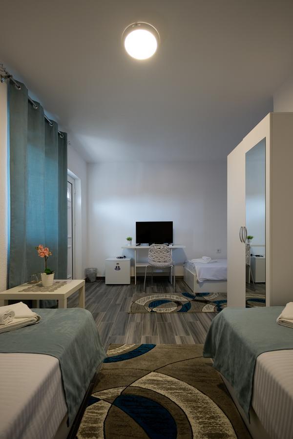 Bed & Breakfast Delikates Stojakovo Екстер'єр фото