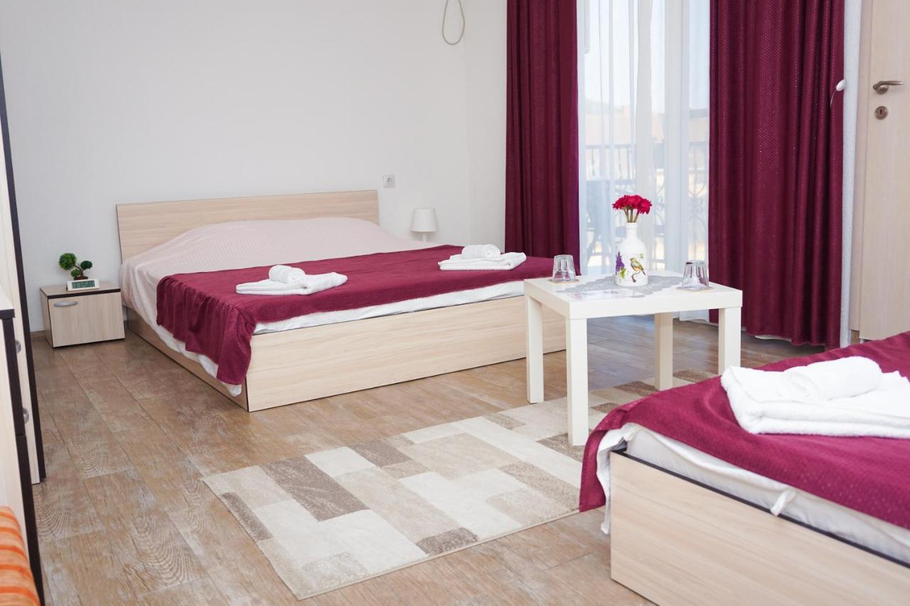 Bed & Breakfast Delikates Stojakovo Екстер'єр фото